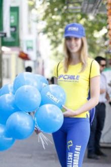 Reparto de Globos Publicitarios con varillas